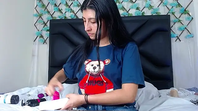 EmmaWilliamss online show from November 19, 7:58 pm