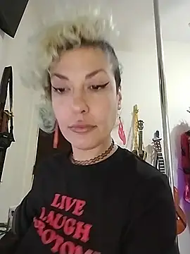 MariLouM online show from July 28, 1:21 pm