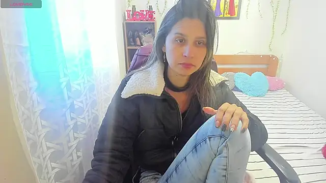 lauren ashlee online show from October 28, 2:45 pm