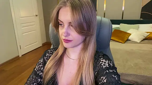 anita blairr online show from April 17, 1:08 am