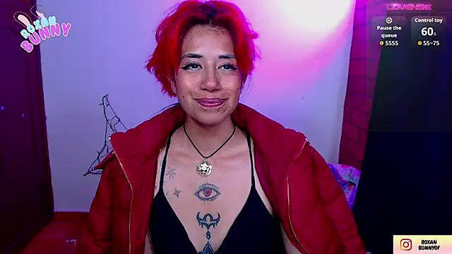 Snapshot of Roxanbunny1 chatting on October 1, 5:34 am Roxanbunny1 online show from October 1, 5:34 am