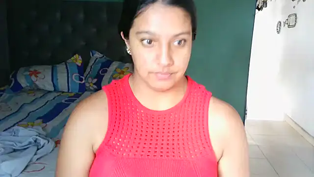 almaswan1 online show from December 15, 5:51 pm