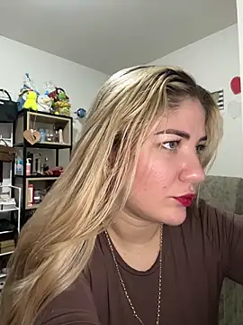 Celestedubois online show from March 31, 11:49 pm