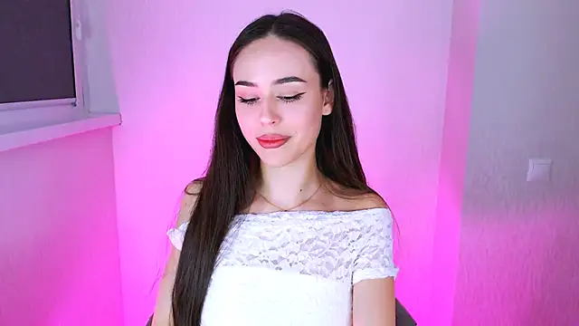 EmiliEliott online show from April 28, 10:02 pm