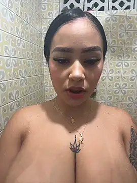 Luisa Fernandaa online show from February 27, 1:16 am