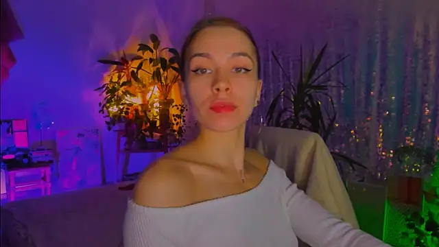 poli   online show from November 8, 8:47 pm