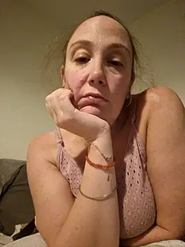 Wisie Cutie online show from November 17, 11:27 pm