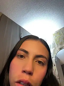 i am nina  online show from July 29, 1:49 am