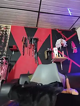 mal x online show from October 21, 9:46 am