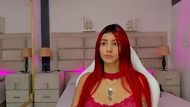 CinthiaCollins online show from December 1, 9:39 pm