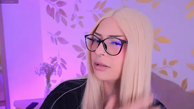 Misselektra   online show from September 10, 4:45 am