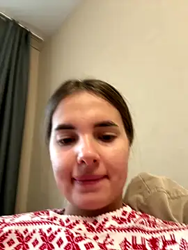 Donna Evans online show from November 3, 3:32 am