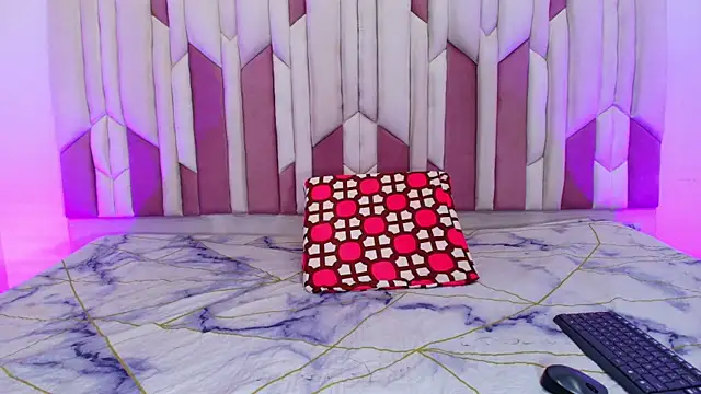 lucyy gray online show from October 15, 3:09 am