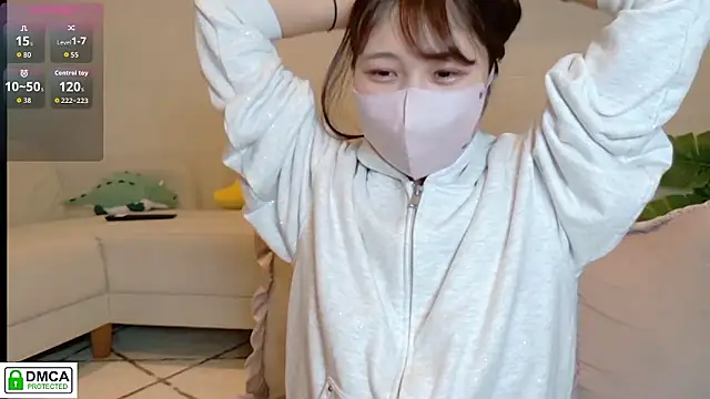 SUZU  online show from January 8, 3:05 pm