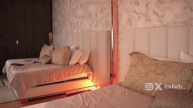 Rosalie vega online show from November 27, 4:21 pm