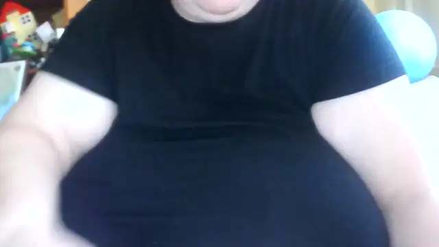 Nataliesbestjuggs online show from July 8, 3:42 am