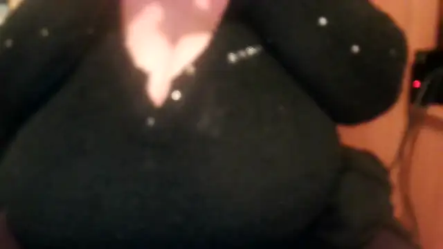 Nataliesbestjuggs online show from January 14, 9:31 pm