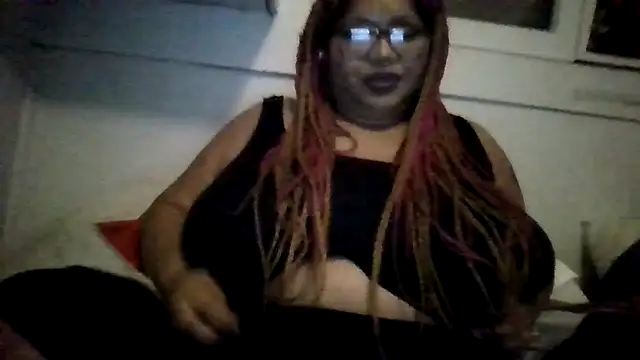 nsfweiner online show from December 21, 9:24 am