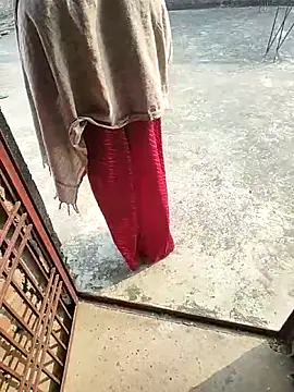 COUPLLE VILLAGE online show from November 21, 4:25 am