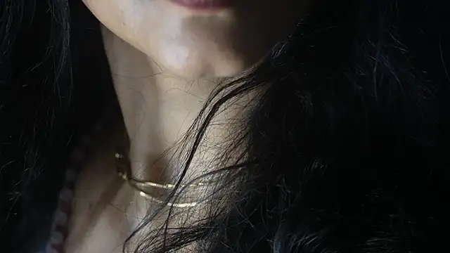 -AyeshaSinghania- online show from May 14, 7:52 pm