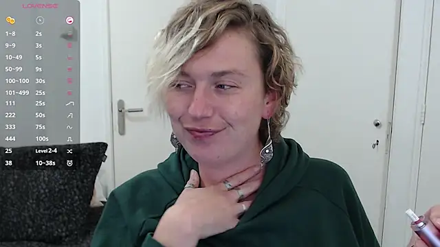 cumfun online show from October 27, 6:24 pm