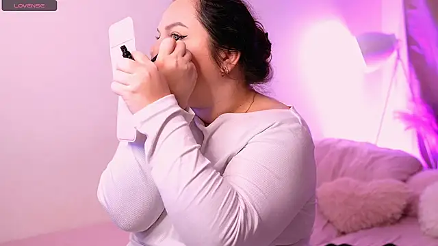 ameliaminkx online show from November 17, 4:24 am