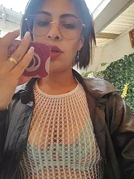 Astrid-- online show from June 26, 3:24 pm
