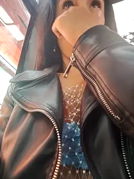 Astrid-- online show from June 19, 3:26 pm