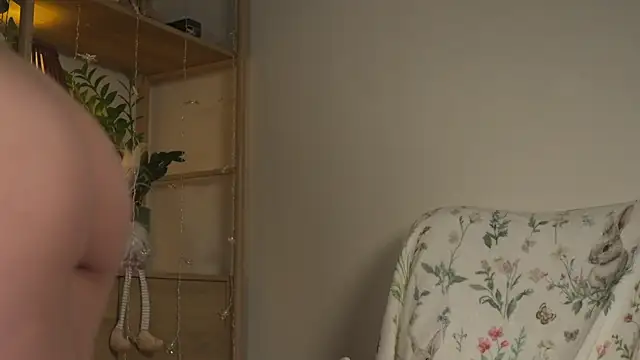 HelloHodge online show from March 25, 3:59 pm