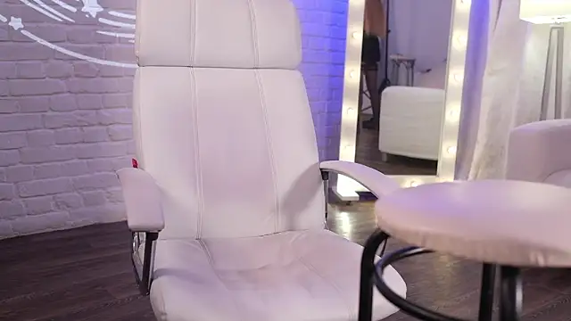 Margo Pearls online show from March 8, 2:26 am