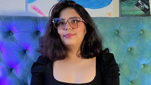 Paola Lyon  online show from February 25, 7:23 pm