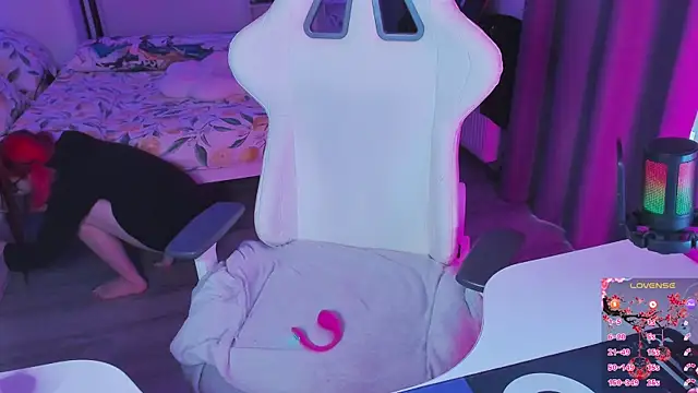 Snapshot of Yumi_Youkai chatting on September 15, 3:48 am Yumi Youkai online show from September 15, 3:48 am