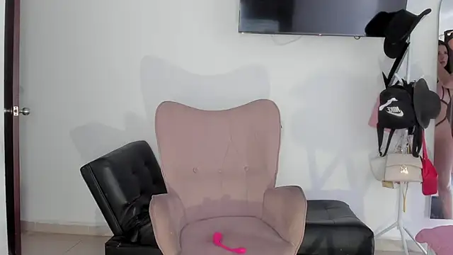 selene king2 online show from February 17, 2:38 pm