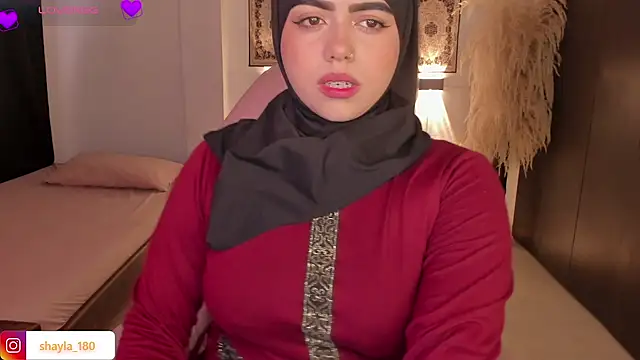 shayla 18 online show from November 11, 9:12 pm