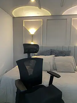 Miss blue69 online show from February 11, 2:04 am