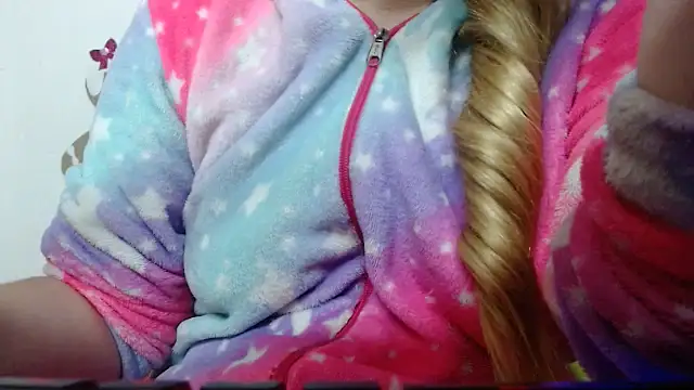 Snapshot of 69liamilk69 chatting on September 18, 6:56 am 69liamilk69 online show from September 18, 6:56 am