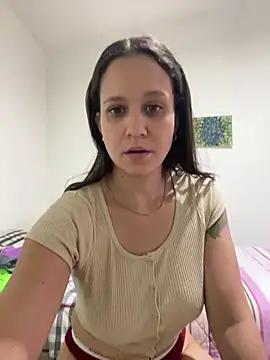hotcookie28 online show from June 18, 11:26 am