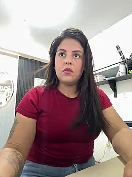 valelo online show from April 20, 1:36 pm