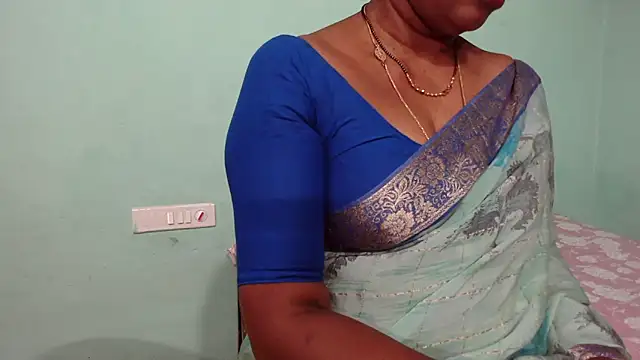 shrutitelugu69 online show from March 12, 1:58 pm