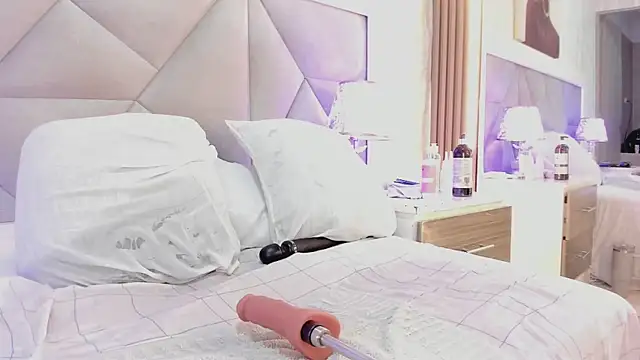 SussyRoss online show from November 5, 5:18 pm