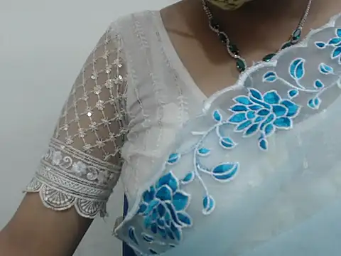 Snapshot of Lovely_Siri_23 chatting on October 27, 6:53 am Lovely Siri 23 online show from October 27, 6:53 am