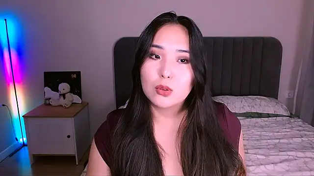 monabooty online show from November 12, 5:11 pm