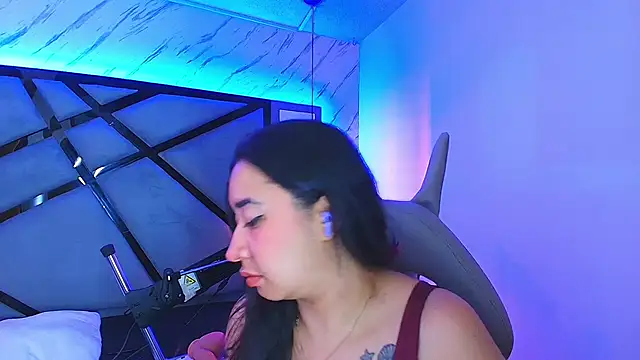 sayumi dirty online show from April 18, 7:58 pm