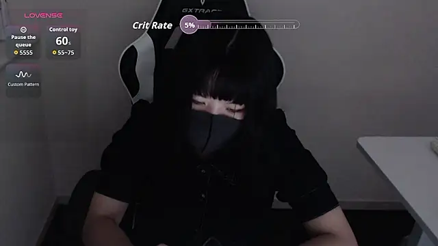 Snapshot of mimika0403 chatting on September 9, 12:49 pm mimika0403 online show from September 9, 12:49 pm