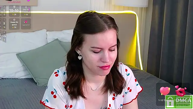 Snapshot of AmaliaBell chatting on September 26, 1:20 pm AmaliaBell online show from September 26, 1:20 pm