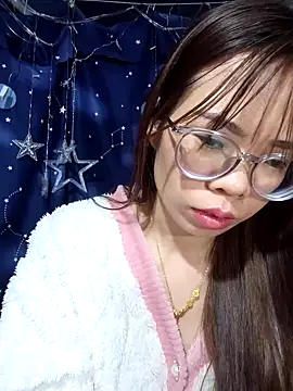   Mai-love19   online show from February 12, 1:40 am