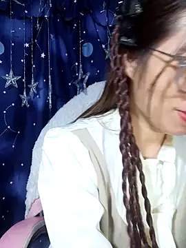   Mai-love19   online show from March 16, 2:03 am